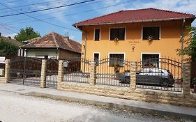 Vila Mara